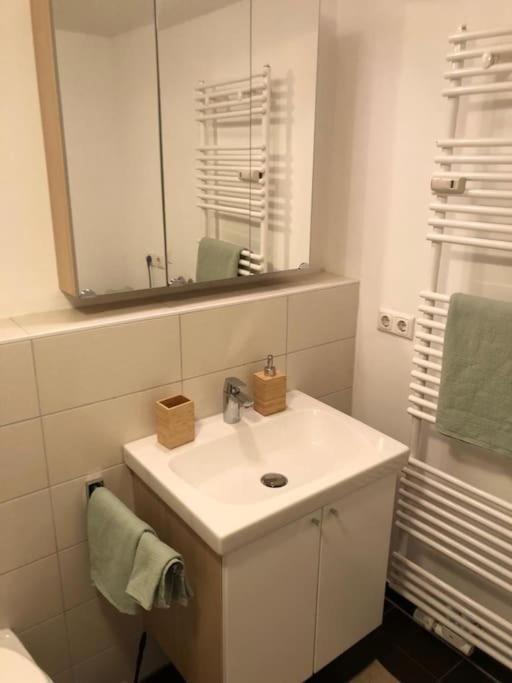 Gemuetliche Kleine Wohnung فينديلشتآين المظهر الخارجي الصورة
